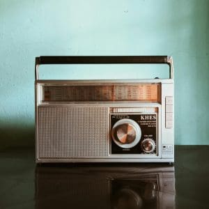 free-photo-of-close-up-of-vintage-radio